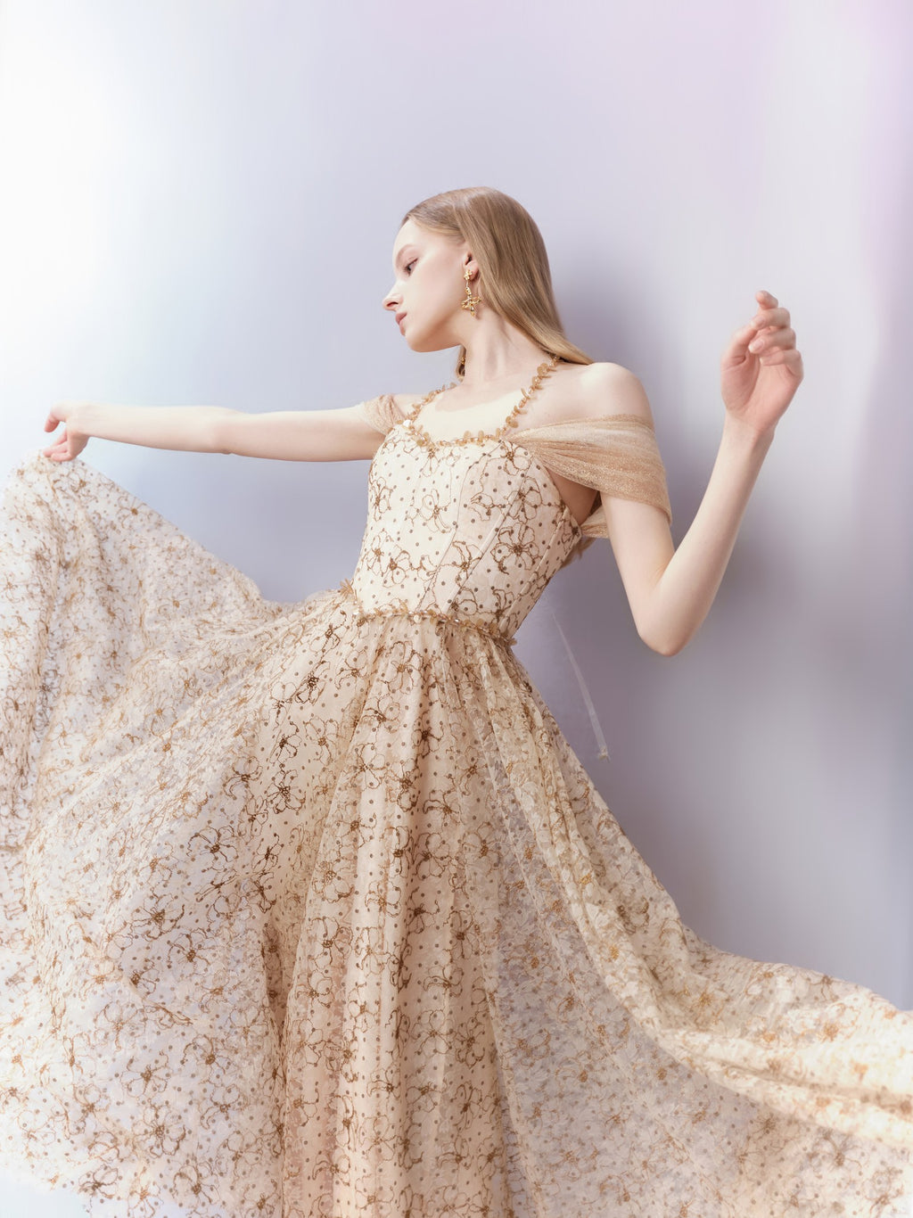 Pearl Wonderland Tulle Embroidered Sequin Waist Dress accessory detail
