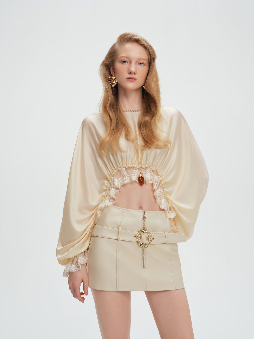 Pearl Wonderland Lace-Spliced Tie Batwing Knit Top back detail