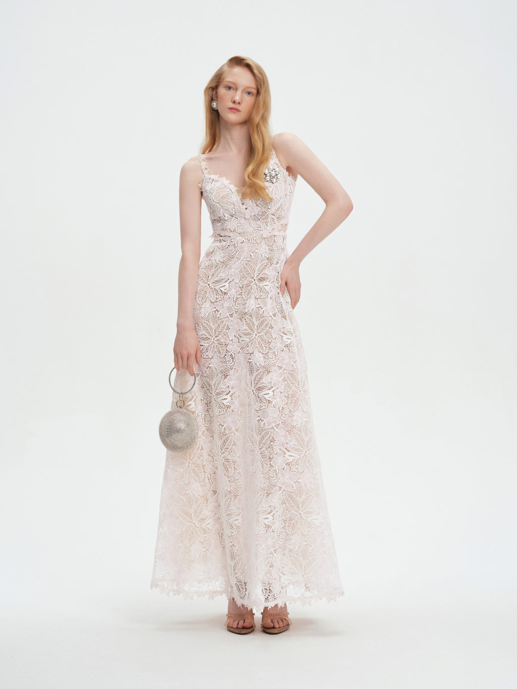 Pearl Wonderland 3D Floral Lace V-Neck Maxi Dress styling