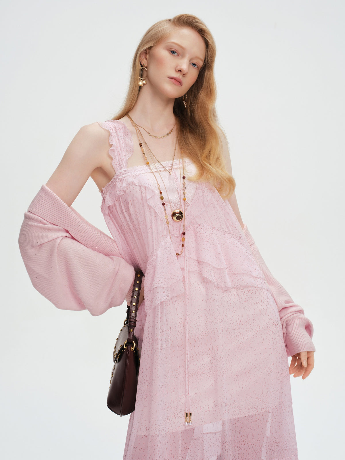 Pearl Wonderland Sequin Knit Cardigan look