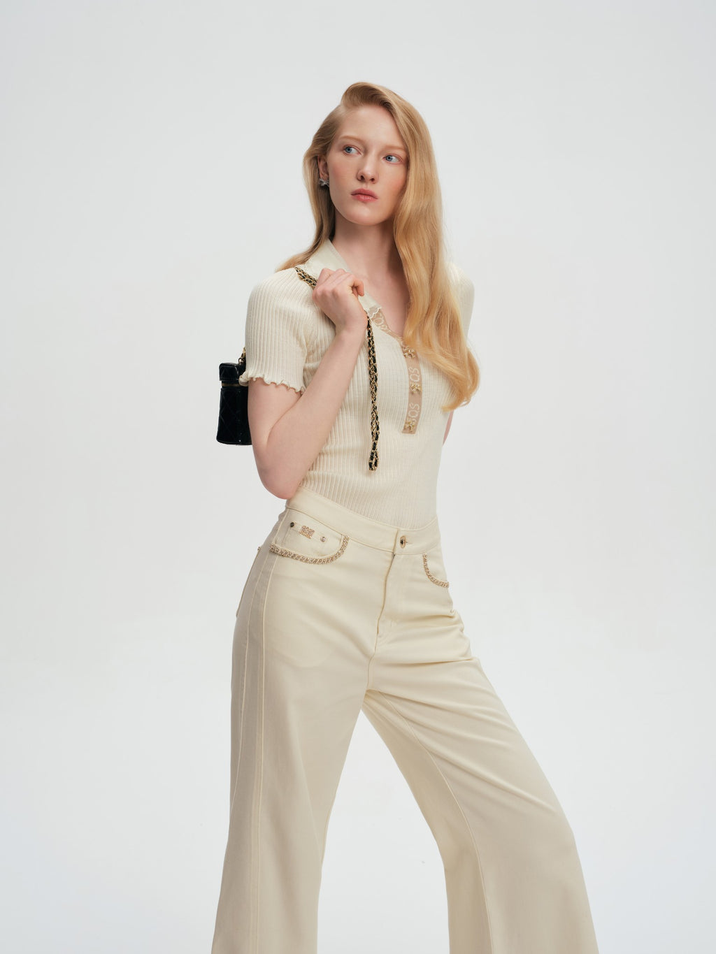 Pearl Wonderland Spliced Lace-Collar Knit Polo Top Beige side profile