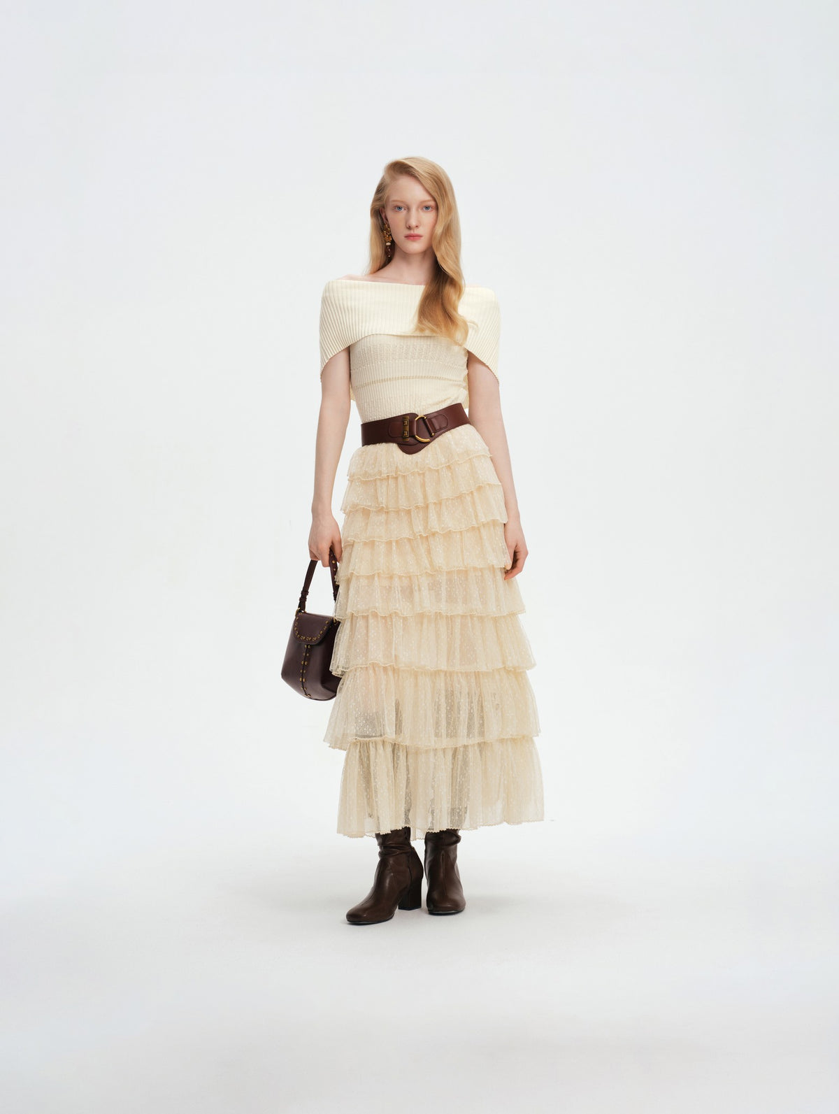 Pearl Wonderland Off-Shoulder Wool Top look 9