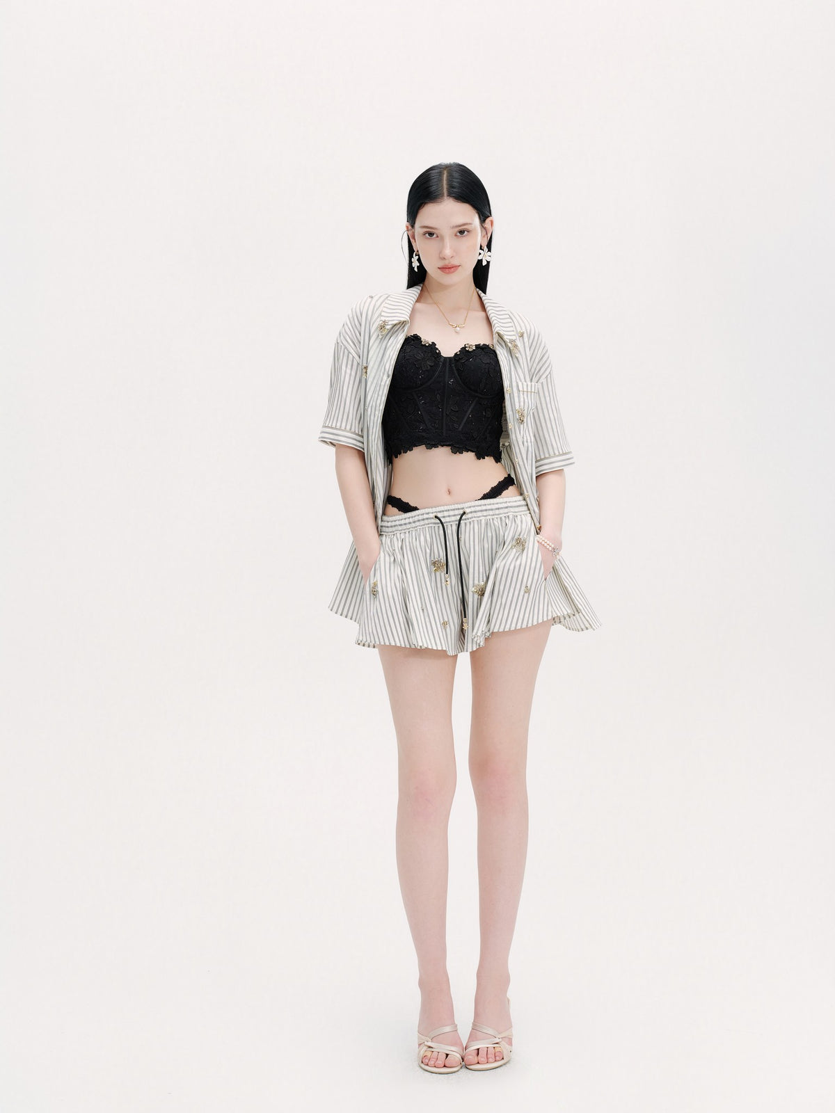 Riviera Black & White V-Neck Draped Relaxed Shirt front detail