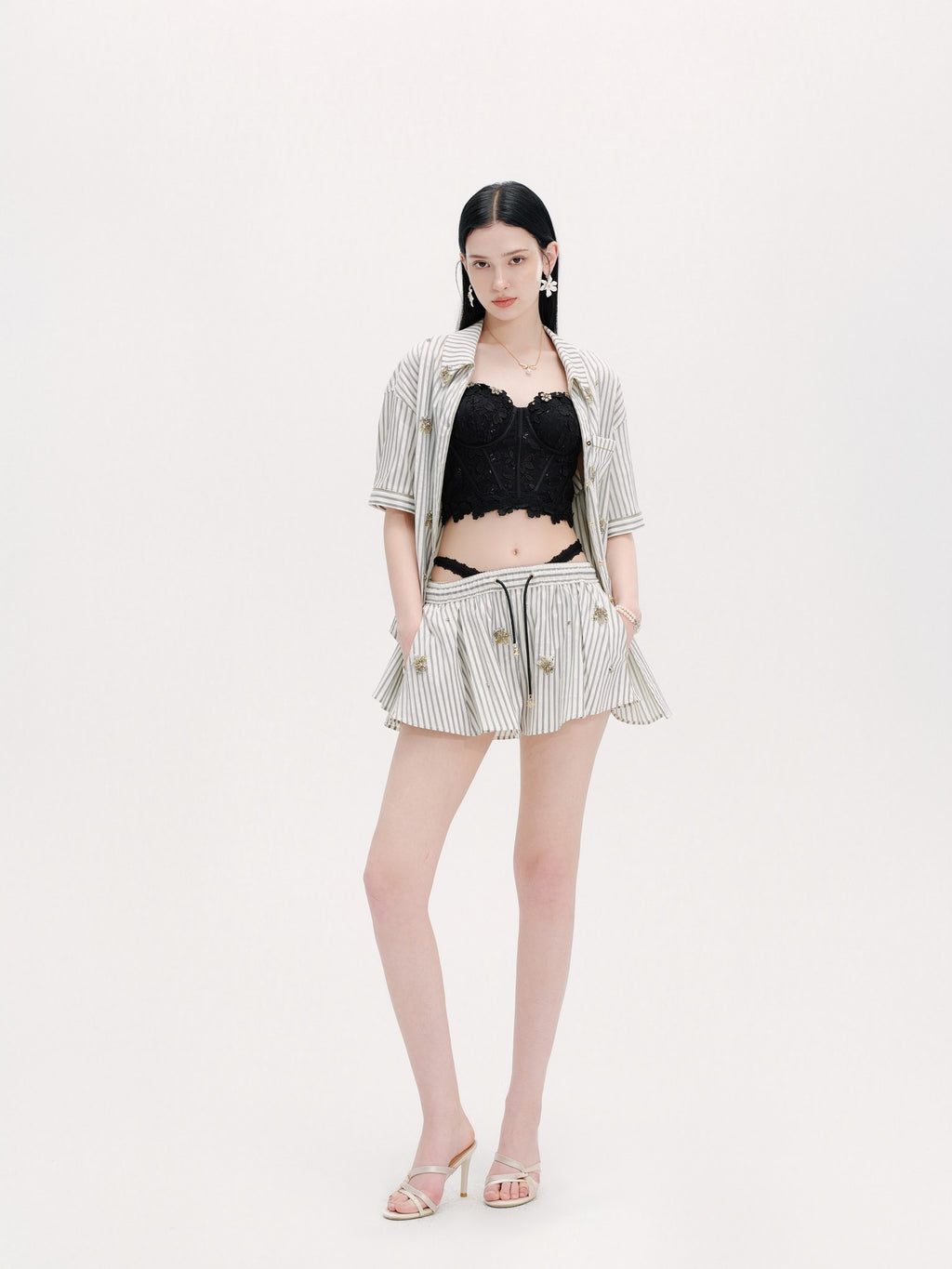 Riviera Striped A-Line Shorts look 3