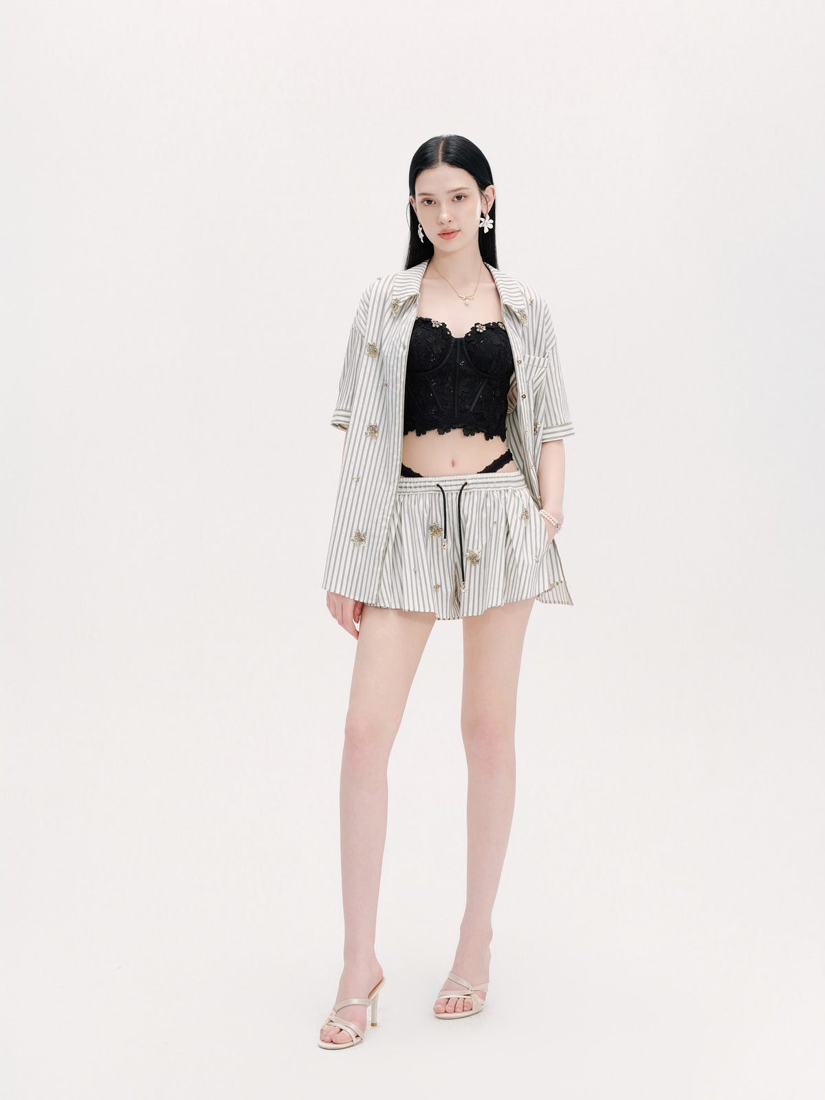 Riviera Striped A-Line Shorts look 4