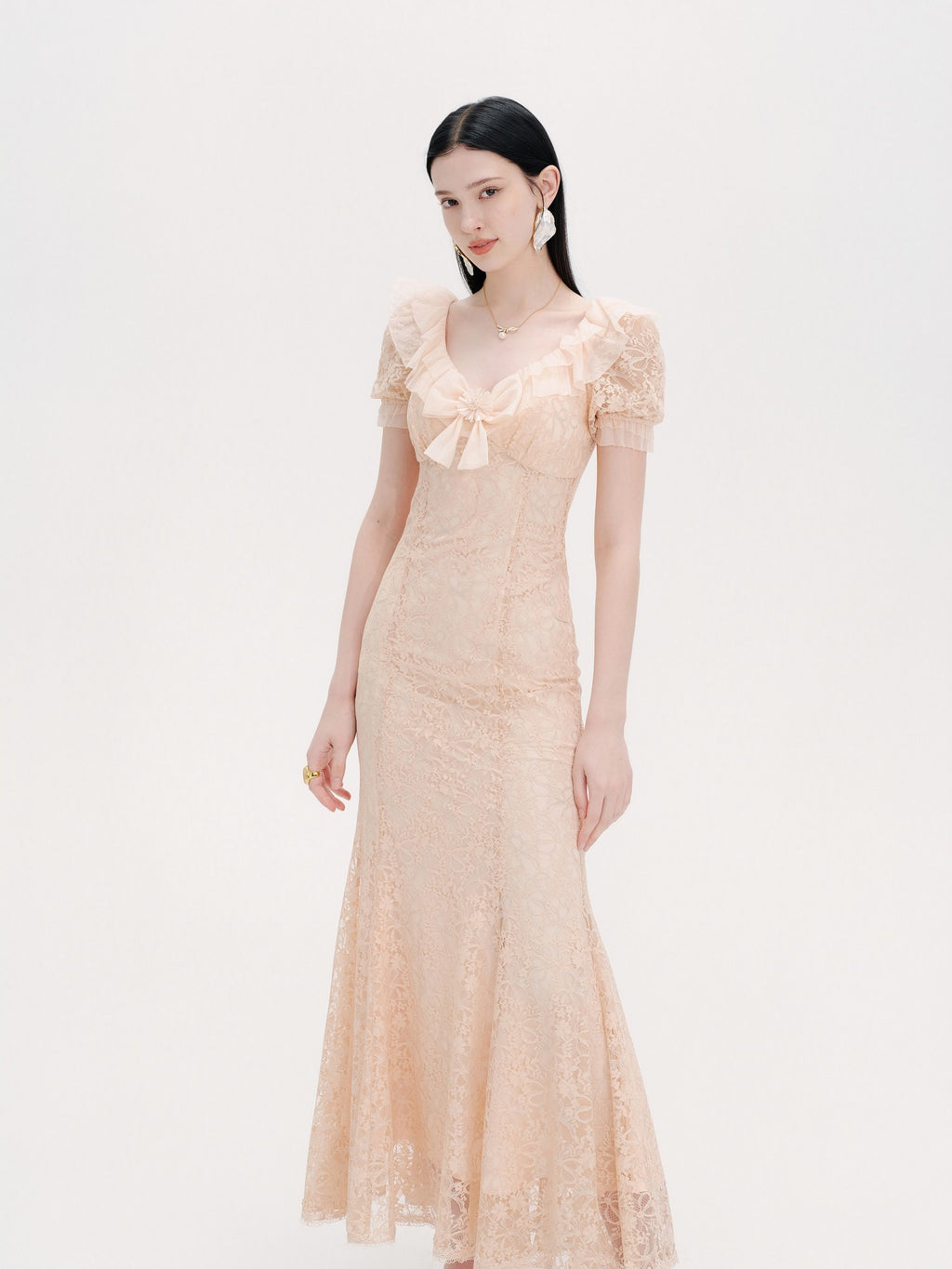 Pearl Wonderland Lace Bow Mermaid Maxi Dress detail