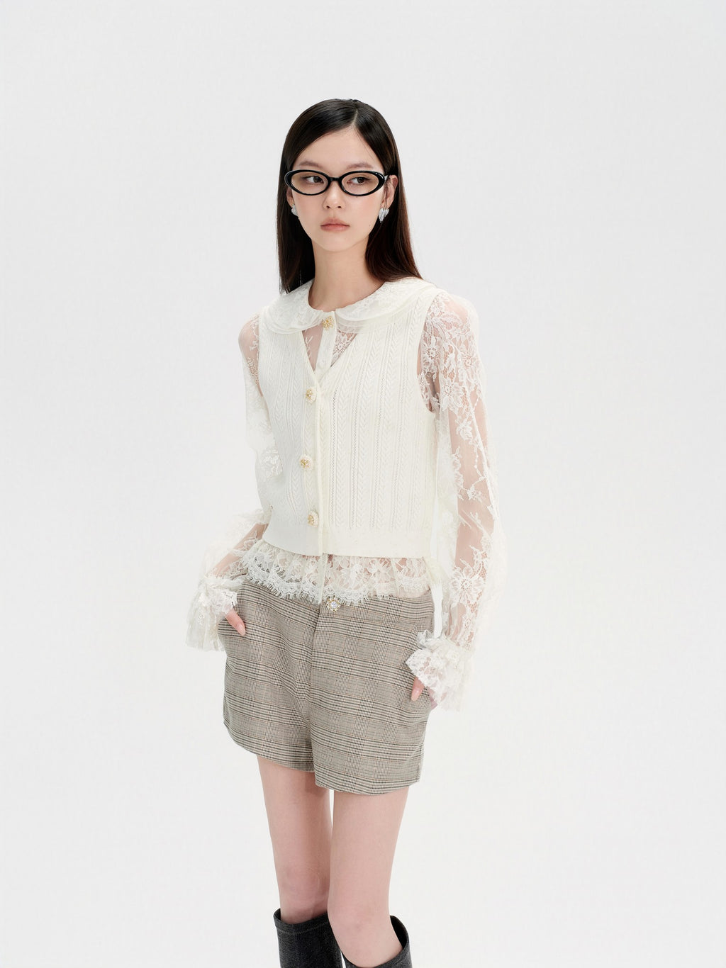 Morning Muse Lace Embroidered Doll Collar Knit Blouse detail shot