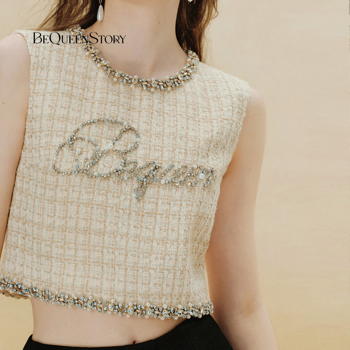 Rue Cambon Gold-Mix Rhinestone Logo Sleeveless Wool Vest model image 3