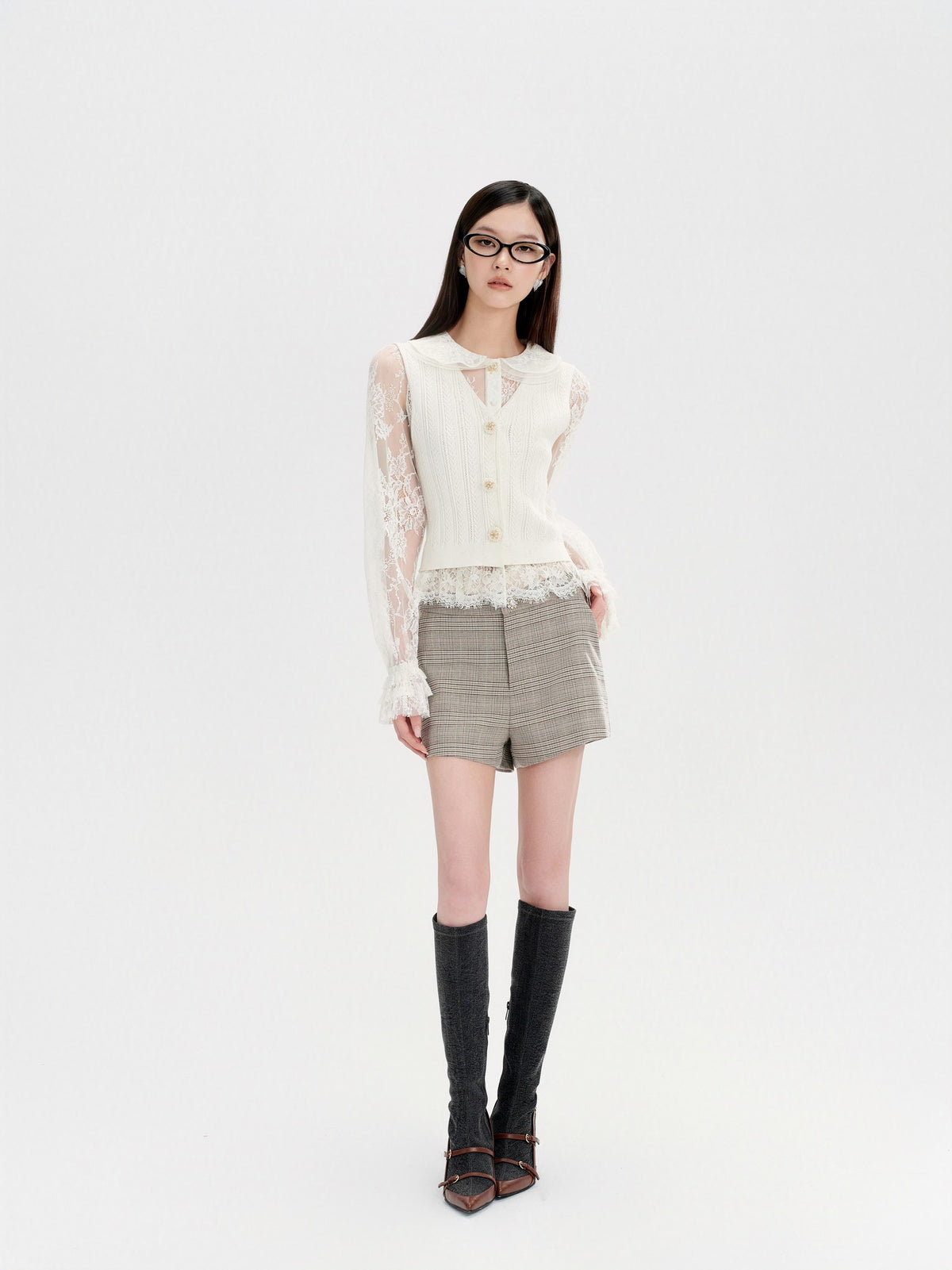 Morning Muse Lace Embroidered Doll Collar Knit Blouse side profile