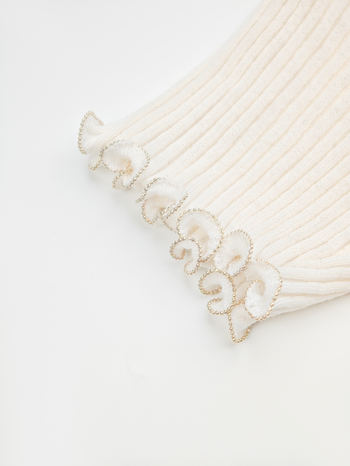 Pearl Wonderland Spliced Lace-Collar Knit Polo Top white background