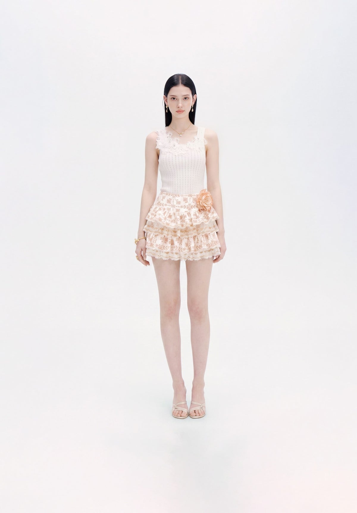 Riviera Cotton Floral Lace Tiered Skirt front detail