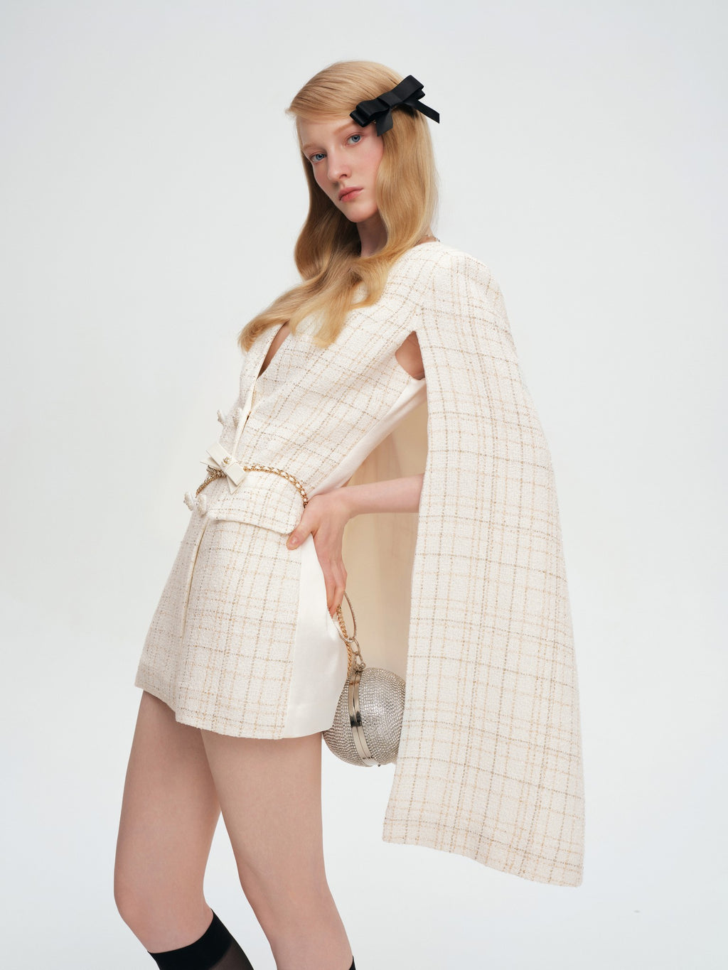 Mayfair Off-White Tweed Relaxed V-Neck Cape Coat detail shot