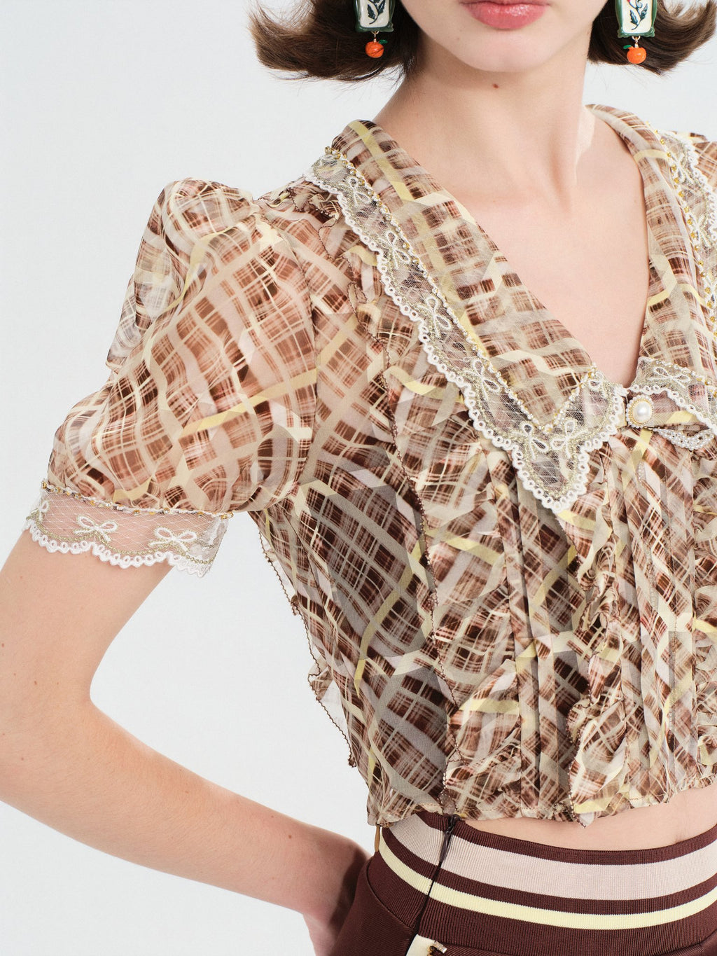 Morning Muse Brown Vintage Glitter Check V-Neck Embroidered Blouse Mustard Brown look